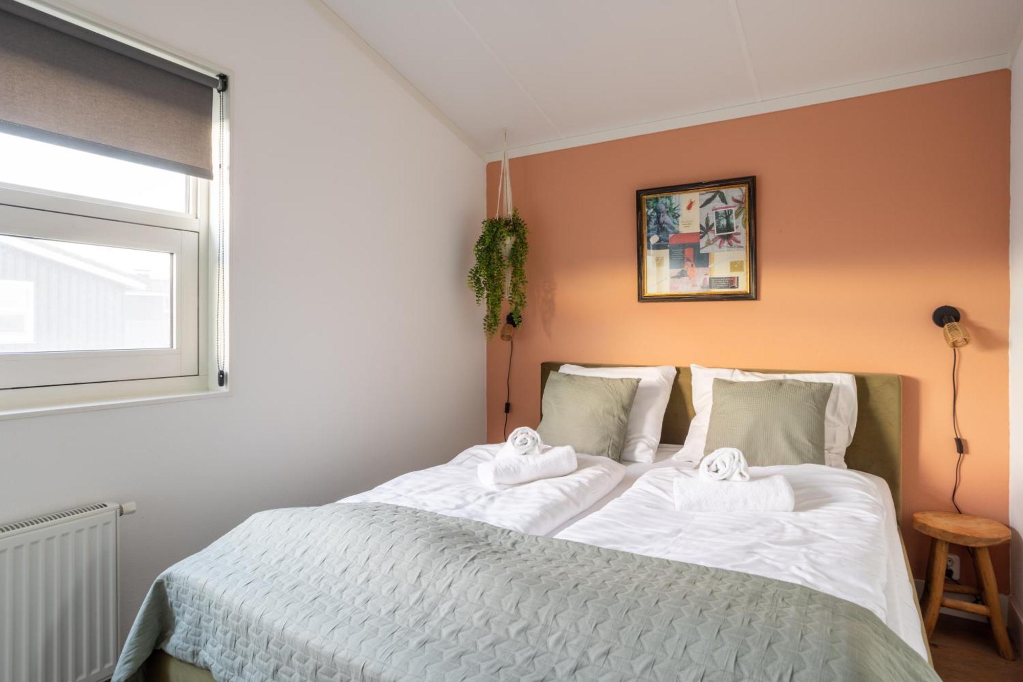 Waterpark Oan 'E Poel Bij Sneekermeer Terherne Room photo